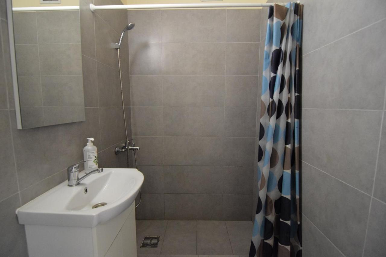 Ferienwohnung Gara De Nord - Resedinta Lui Calin Bukarest Exterior foto