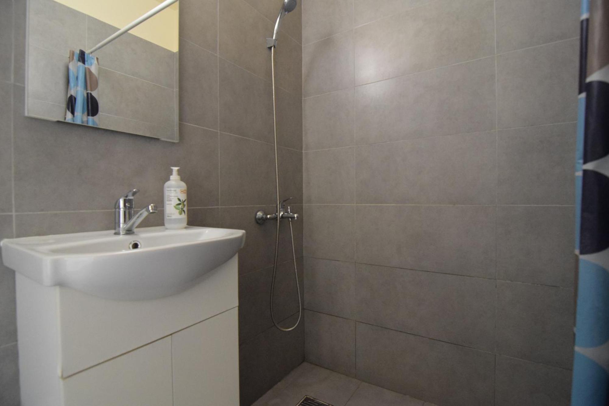 Ferienwohnung Gara De Nord - Resedinta Lui Calin Bukarest Exterior foto
